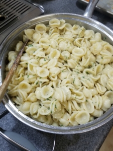 garlic and oil pasta