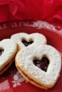 Linzer cookies